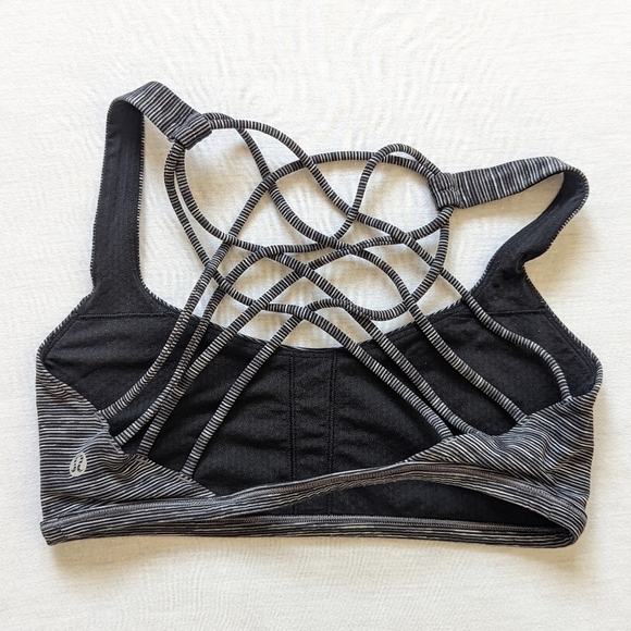LULULEMON Free To Be Bra (Wild) Wee Are From Space Dark Carbon Ice Grey Size 4 - Picture 6 of 9